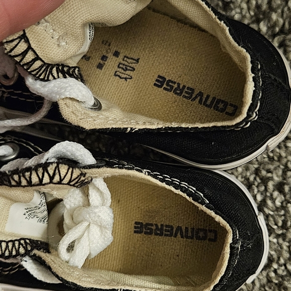 Converse Baby Sneakers - Picture 7 of 7